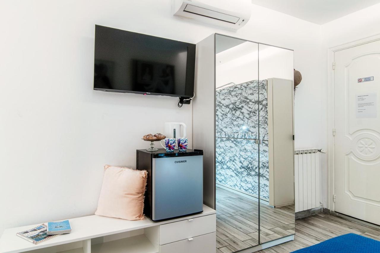 Joivy Al Duomo Guest House Como Ngoại thất bức ảnh