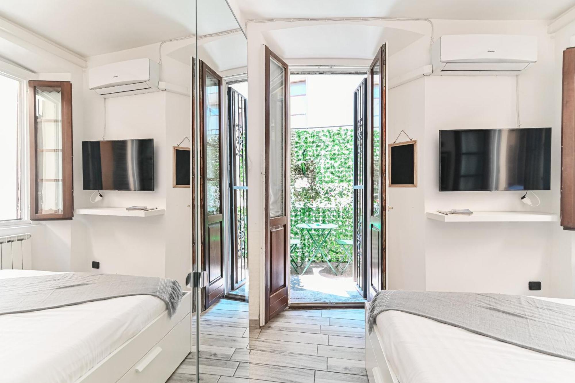 Joivy Al Duomo Guest House Como Ngoại thất bức ảnh